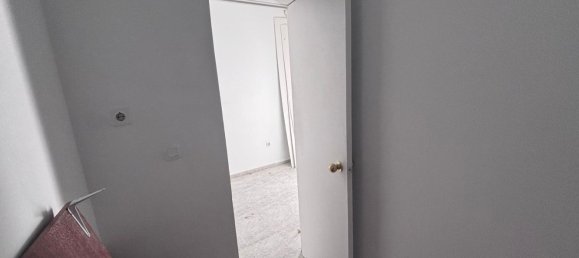 Gewerbliche Immobilie in Mostoles, Spain 68m², Nr. 134350 11