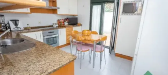 3 bedrooms House in Cadiz, Spain No. 166937 2