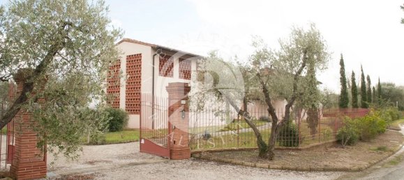 6 Schlafzimmer Schlösser in Palaia, Italy, Nr. 54574 9