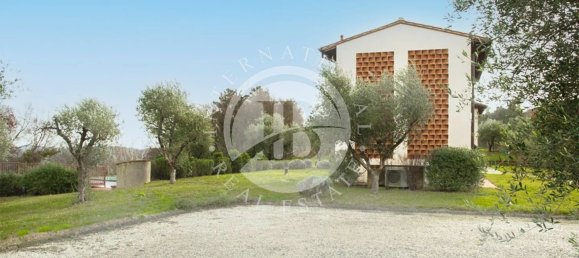 6 Schlafzimmer Schlösser in Palaia, Italy, Nr. 54574 5