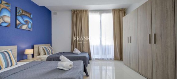 3 bedrooms Penthouse in Sliema, Malta No. 8452 15