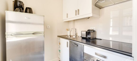 1 Schlafzimmer Doppelhaus in Paris, France, Nr. 163788 4