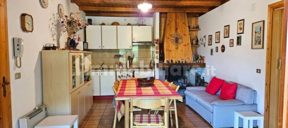 2 bedrooms Apartment in Fiumalbo, Italy No. 264335 2