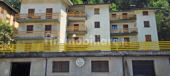 2 bedrooms Apartment in Fiumalbo, Italy No. 264335 12