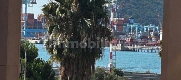 3 Schlafzimmer Wohnung in Savona, Italy, Nr. 272640 2