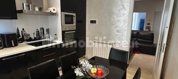 3 Schlafzimmer Wohnung in Savona, Italy, Nr. 272640 4