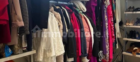 3 Schlafzimmer Wohnung in Savona, Italy, Nr. 272640 9