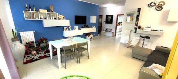 2 bedrooms Apartment in Modugno, Italy No. 262830 3