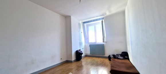 2 Schlafzimmer Doppelhaus in Laon, France, Nr. 90682 10