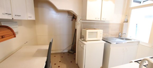 3 bedrooms House in Chartres, France No. 93915 3