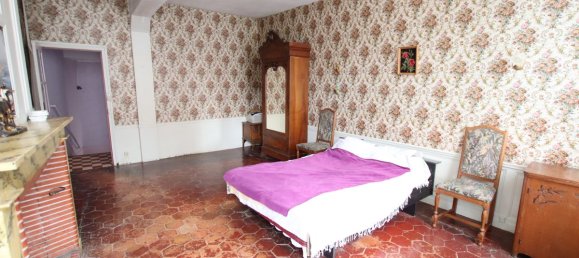 3 bedrooms House in Chartres, France No. 93915 5