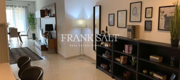 Apartamento T3 em Pieta, Malta N.º 9840 6