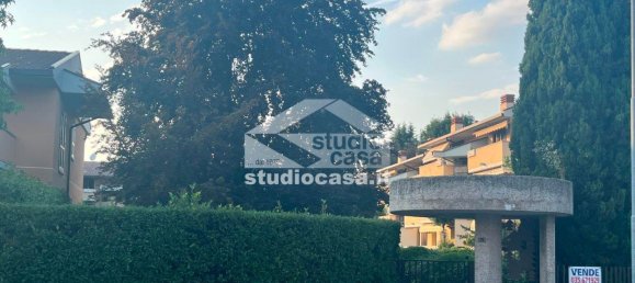 Квартира с 3 комнатами в Аццано Сан Паоло, Италия № 272355 2