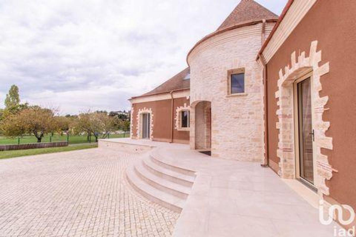 Дом с 5 спальнями в Жьен, Франция № 7904