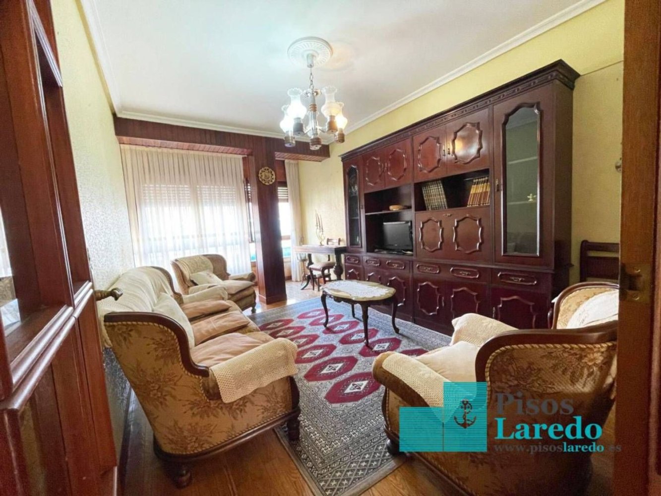 Apartamento de 3 dormitorios en Santoña, Spain No. 161167