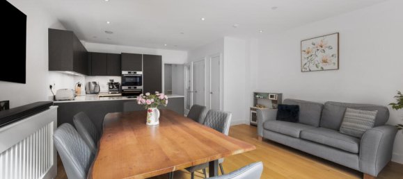 4 chambres Maison à London, United Kingdom No. 14156 12