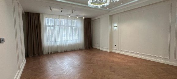 4 bedrooms Apartment in Nasimi, Azerbaijan No. 1972 67