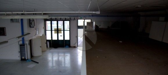 Lagerhaus in Capannori, Italy 1570m², Nr. 62726 7