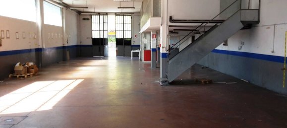 Lagerhaus in Capannori, Italy 1570m², Nr. 62726 6