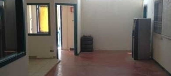 Lagerhaus in Capannori, Italy 1570m², Nr. 62726 3