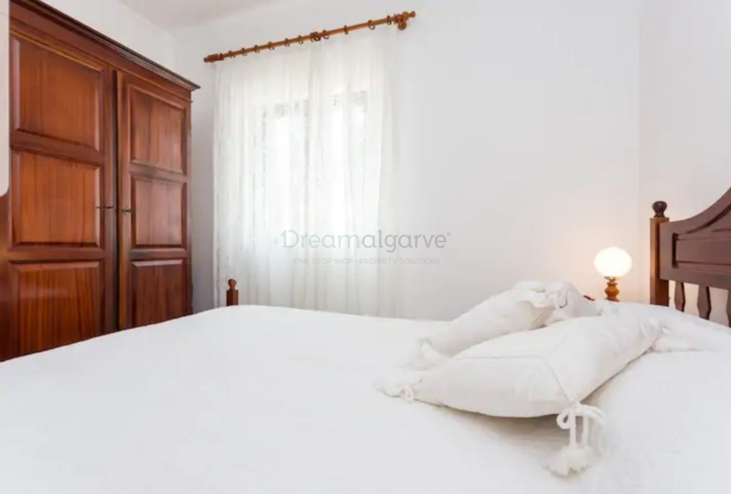 Villa T6 em Budens, Portugal N.º 113406