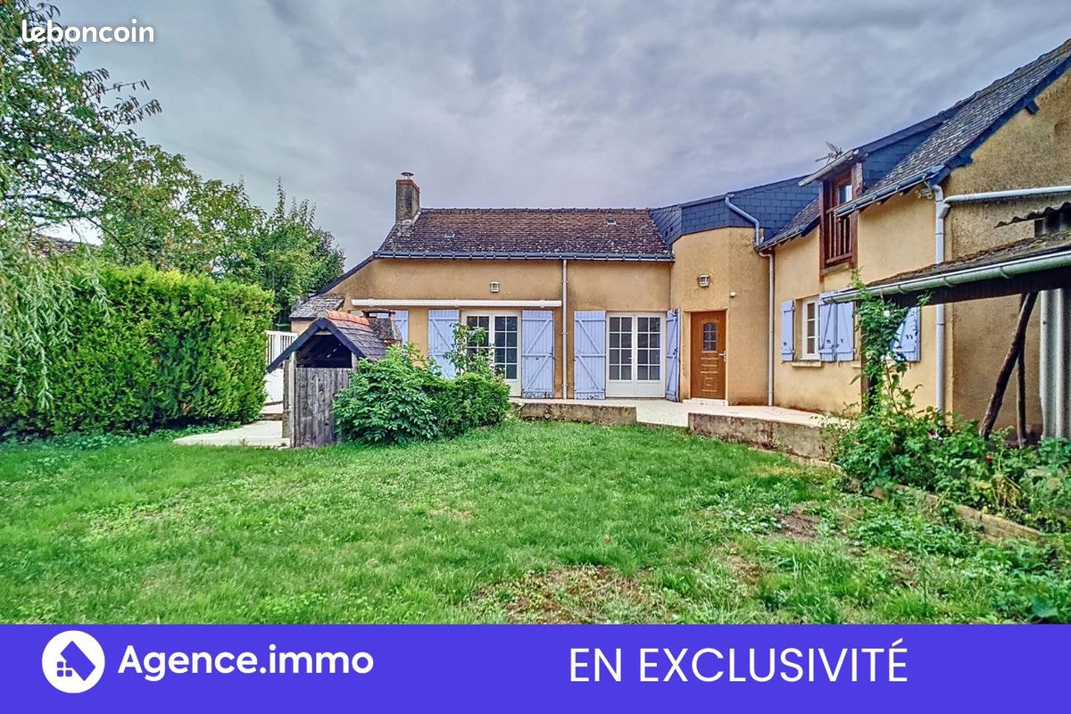 4 chambres Maison à Château-la-Vallière, France No. 236378