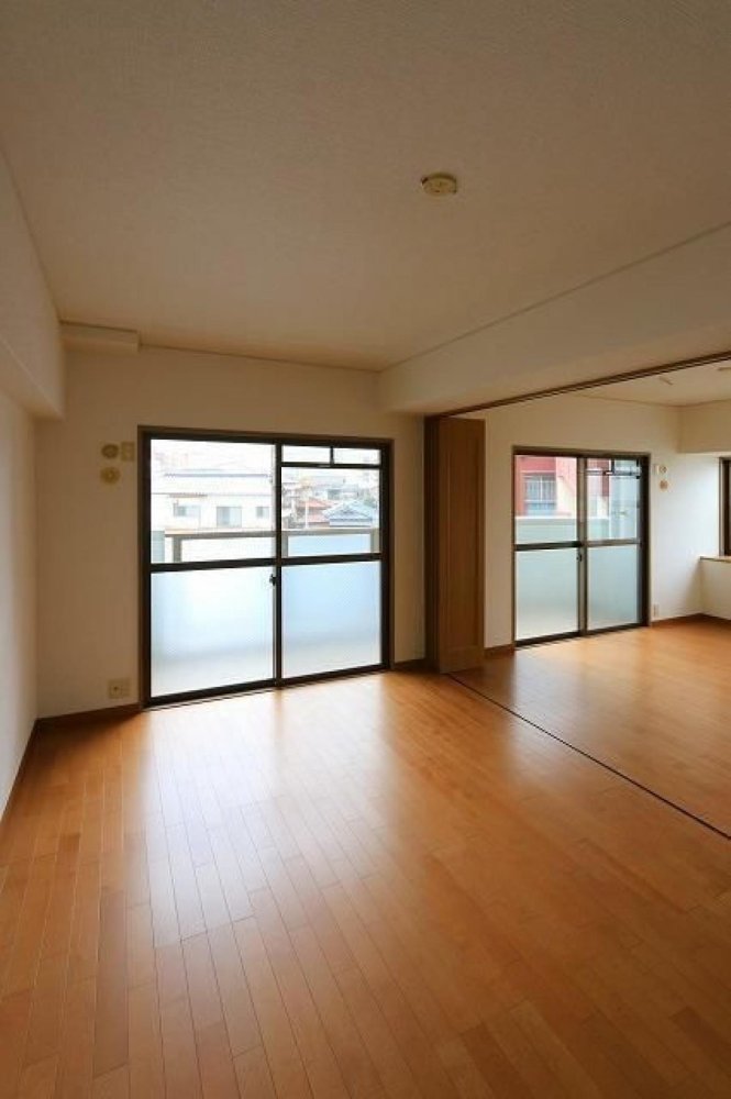 Apartamento T4 em Fukuoka, Japan N.º 5429