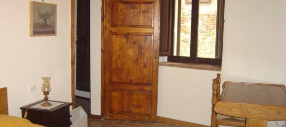 2 rooms Apartment in Radicondoli, Italy No. 161268 6