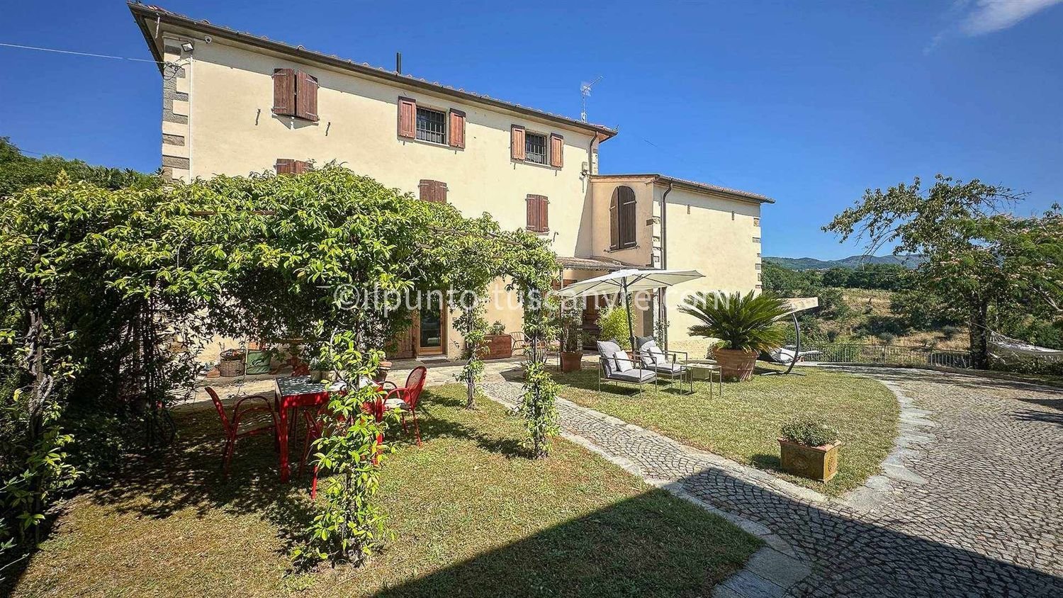 10-Zimmer Haus in Pistoia, Italy, Nr. 300301