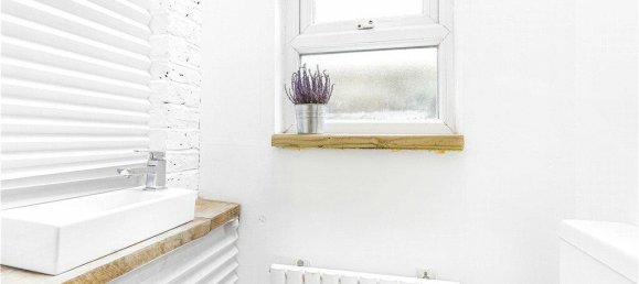 2 bedrooms House in Egham, United Kingdom No. 8639 36