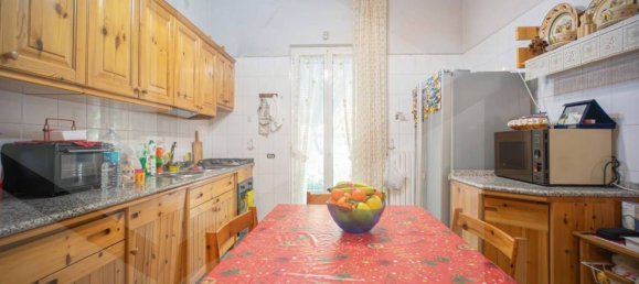 Villa de 8 habitaciónes en Bari, Italy No. 20363 6