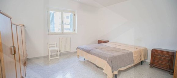 Villa de 8 habitaciónes en Bari, Italy No. 20363 33
