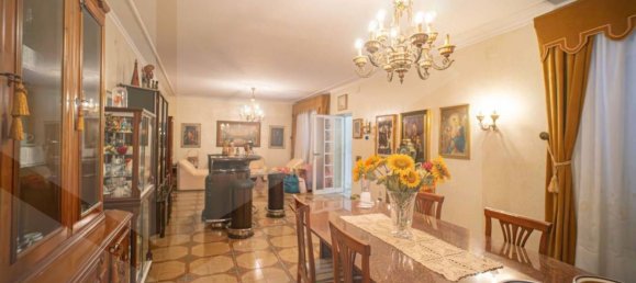 Villa de 8 habitaciónes en Bari, Italy No. 20363 21