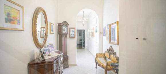 Villa de 8 habitaciónes en Bari, Italy No. 20363 12