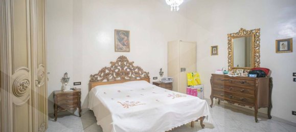 Villa de 8 habitaciónes en Bari, Italy No. 20363 14