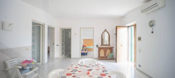 Villa de 8 habitaciónes en Bari, Italy No. 20363 28