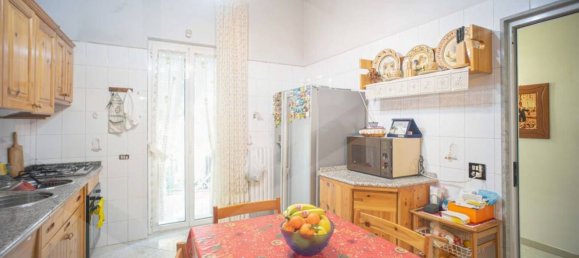 Villa de 8 habitaciónes en Bari, Italy No. 20363 5