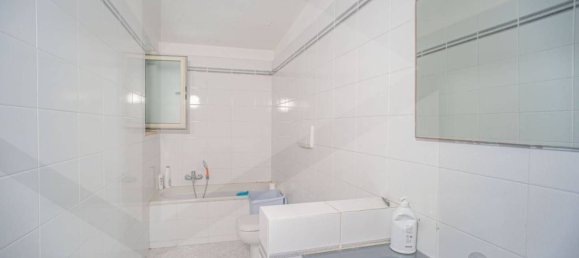 Villa de 8 habitaciónes en Bari, Italy No. 20363 37