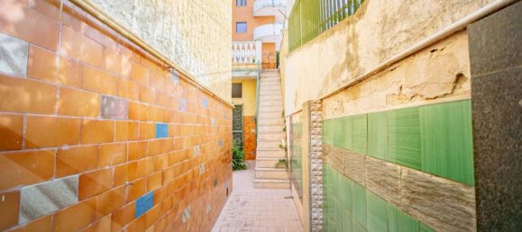 Villa de 8 habitaciónes en Bari, Italy No. 20363 26