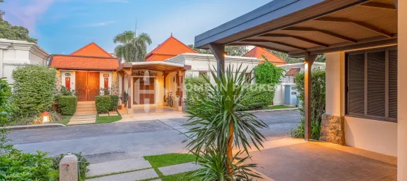 4 bedrooms House for sale in Phuket, Southern Thailand, Thailand № 60343 30
