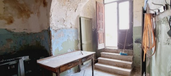 Дом с 3 спальнями в Джисси, Италия № 143150 32