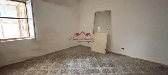 Casa de 3 divisões em Sannicandro di Bari, Italy N.º 176102 6