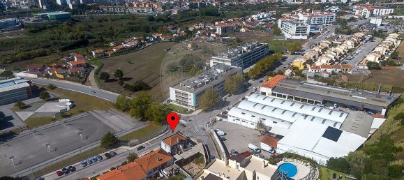 3 chambres Maison à Tavarede, Portugal No. 180371 18