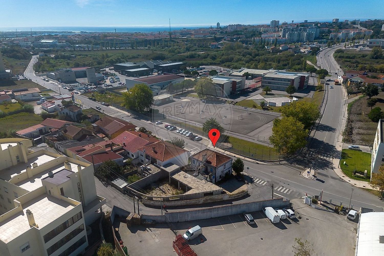 3 chambres Maison à Tavarede, Portugal No. 180371