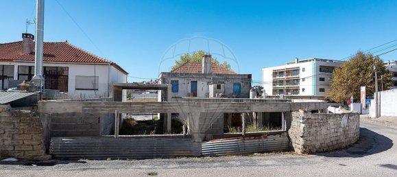 3 chambres Maison à Tavarede, Portugal No. 180371 17