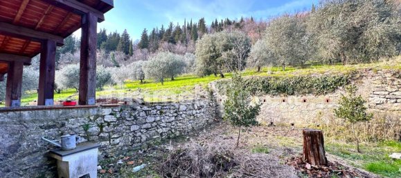 Дом с 4 спальнями в Каленцано, Италия № 79387 9