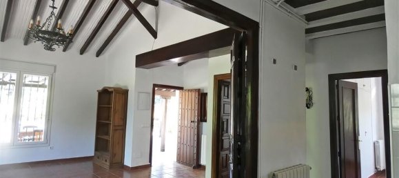 4 bedrooms House in Coin, Spain No. 80028 2