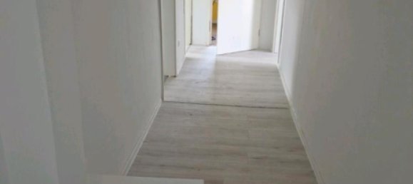 3 Schlafzimmer Wohnung in Remscheid, Germany, Nr. 296970 9