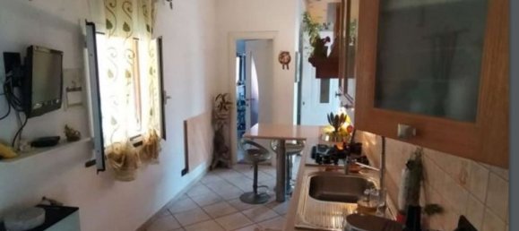 5 rooms Apartment in Massa, Italy No. 45725 7