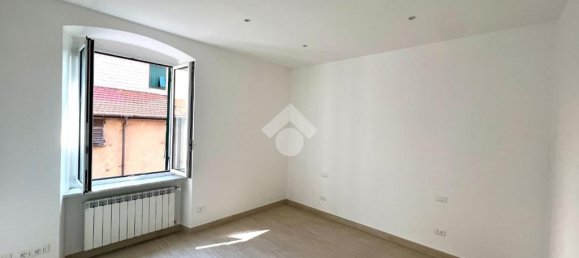 Apartamento T2 em Genoa, Italy N.º 371434 13